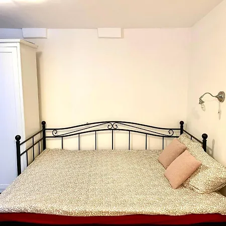 Cognac Studio Hidden Gem Near Black Church & Poiana Apartment Brasov