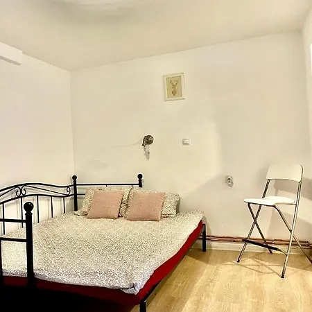 Apartment Cognac Studio Hidden Gem Near Black Church & Poiana